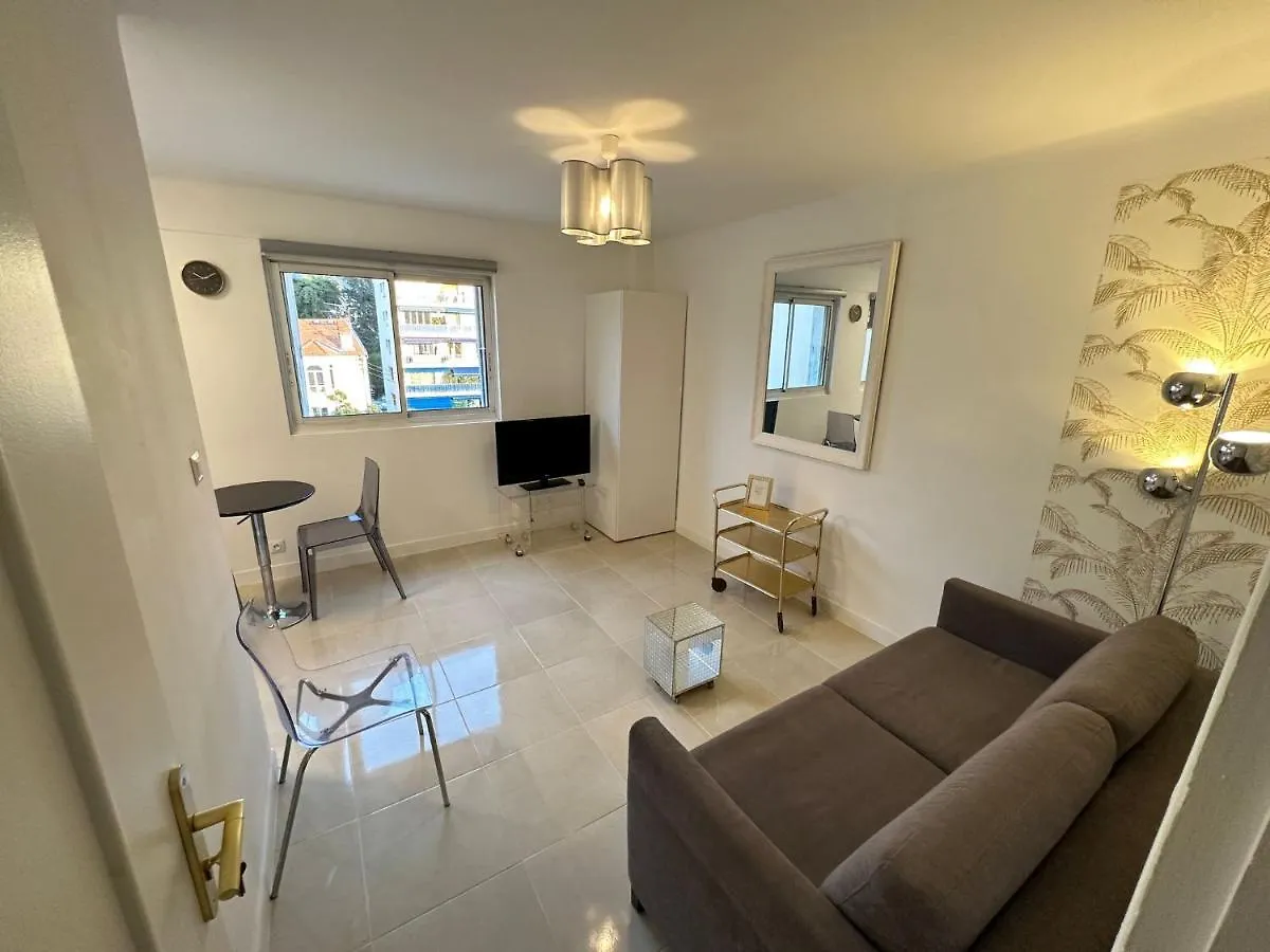 Apartment Cannes Carnot 2